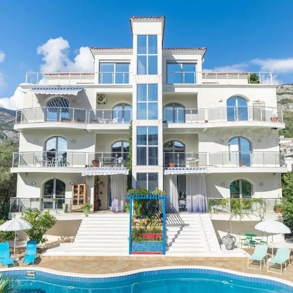 Czarnogóra - Villa Aurora