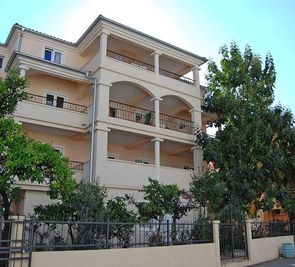 Villa Maslina