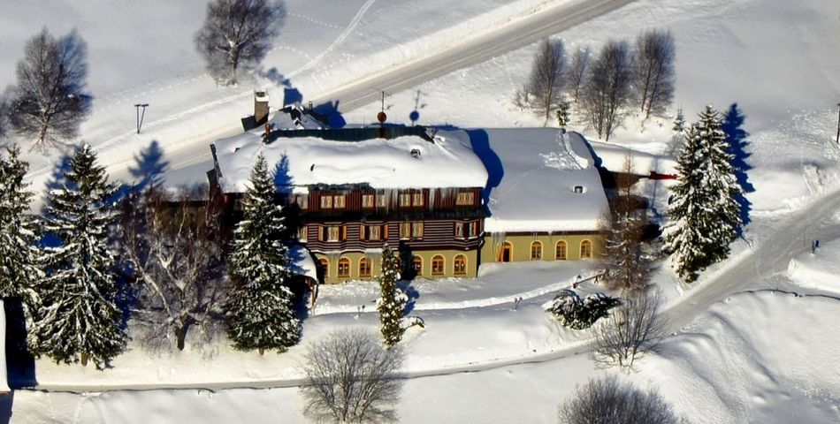obiekt, budynek główny, teren hotelu