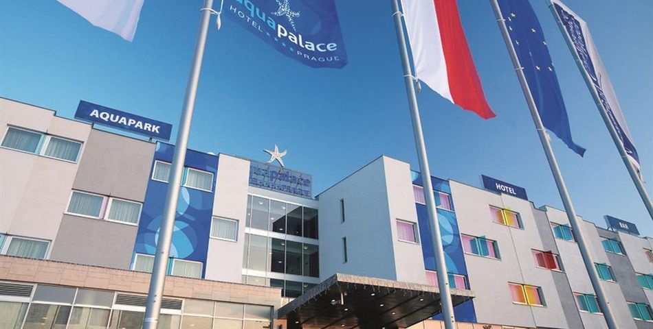 obiekt, budynek główny, teren hotelu