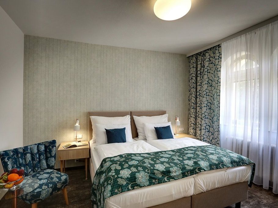 pokój, apartament