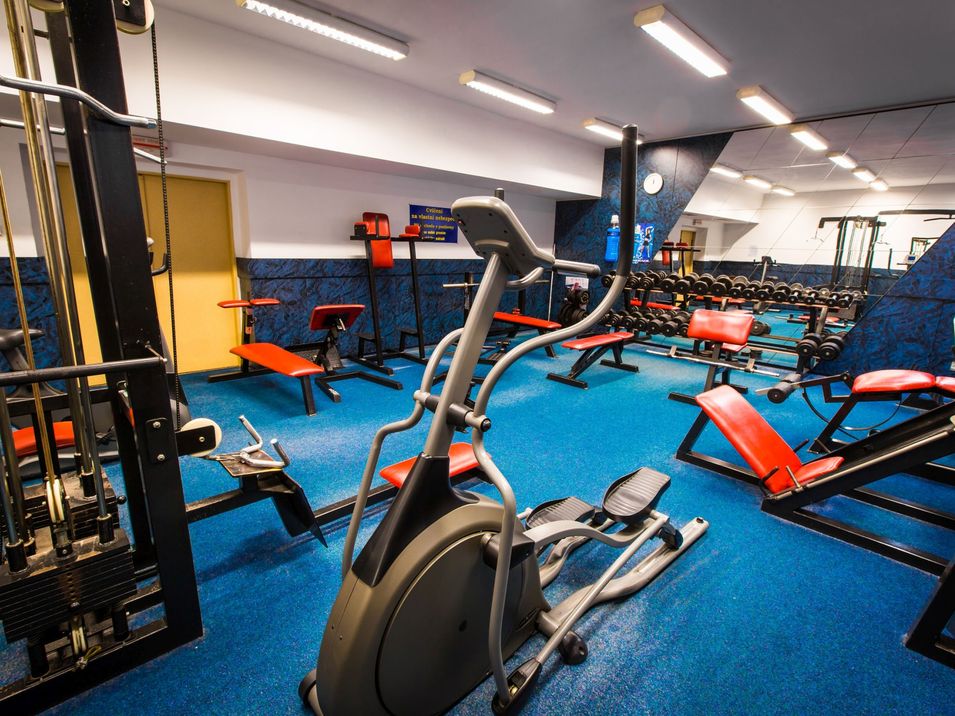 sport i rekreacja, siłownia, rozrywka