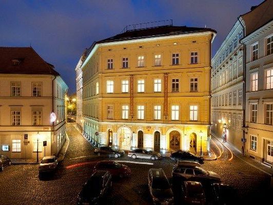 Charles Bridge Palace 4*