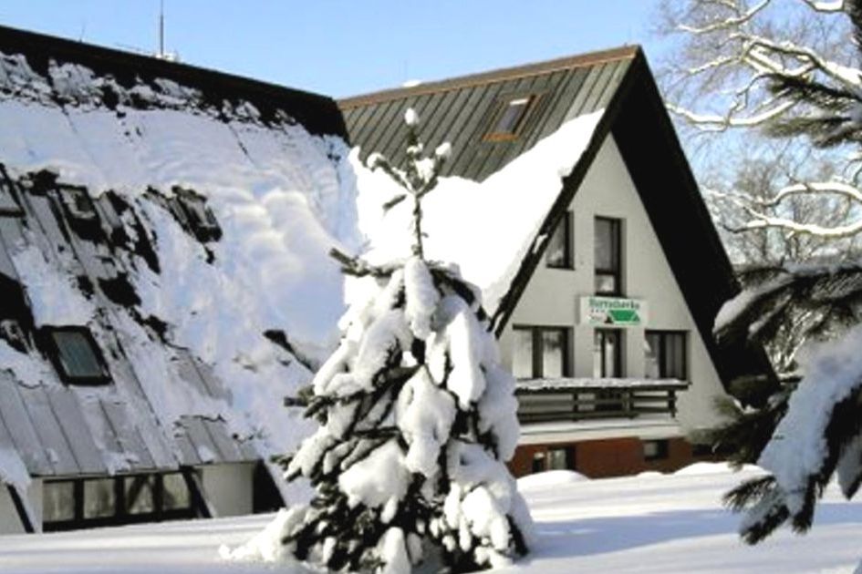 obiekt, budynek główny, teren hotelu