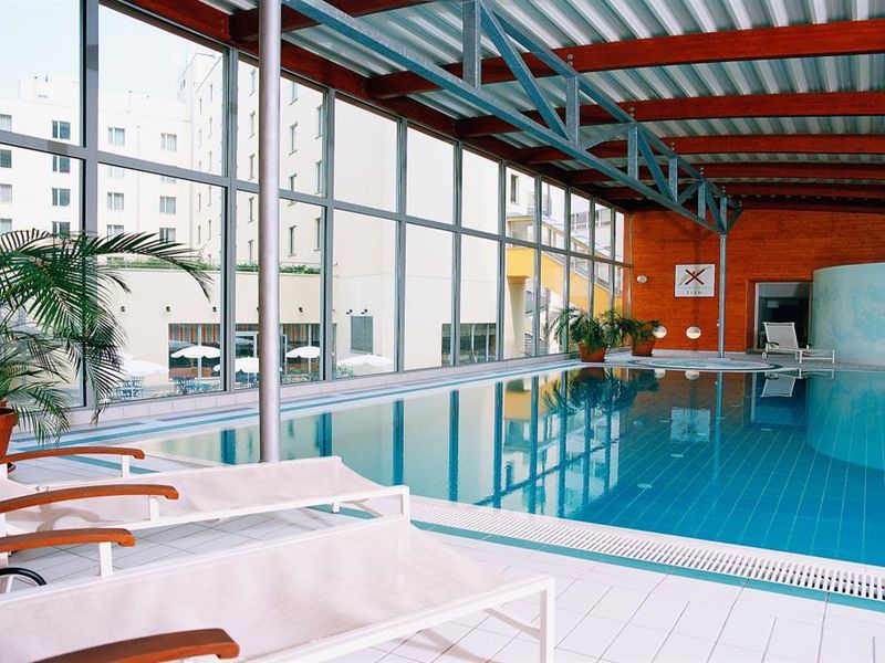 Ibis Praha Wenceslas Square 3*