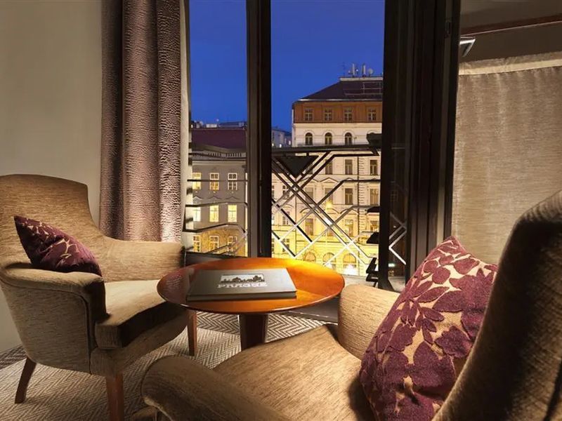 Jalta (Praga) 5*