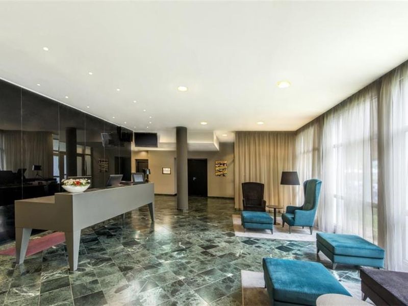 NH Prague City (ex. Moevenpick) 4*