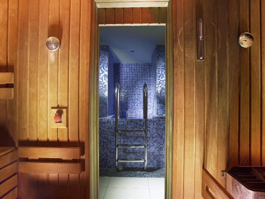 sauna