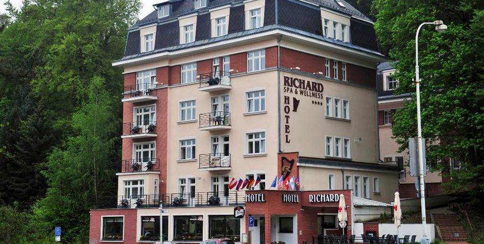 obiekt, budynek główny
