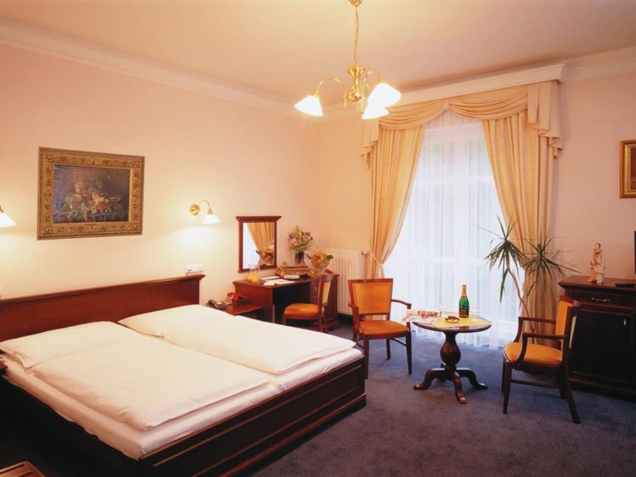 pokój, apartament