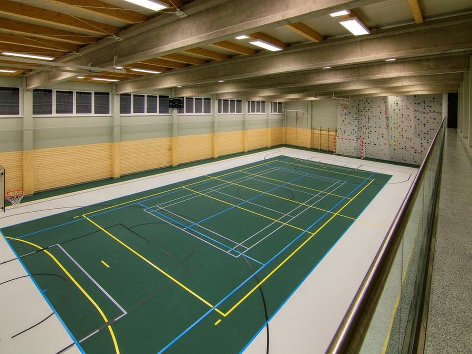 sport i rekreacja, boisko do koszykówki, korty tenisowe