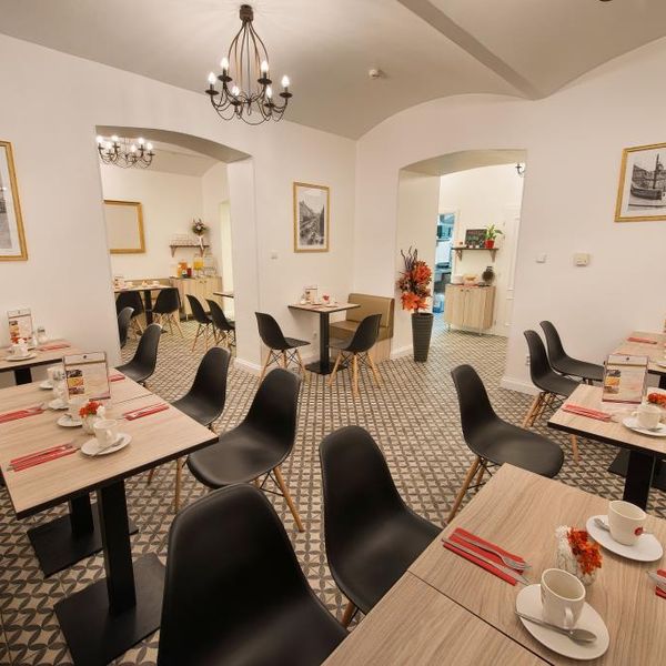 Suite Home Prague