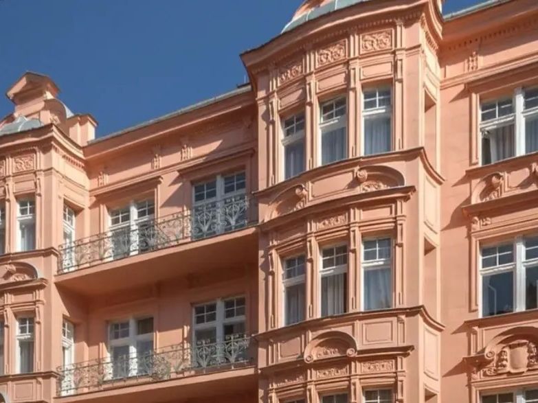 Taurus (Prague) 4*