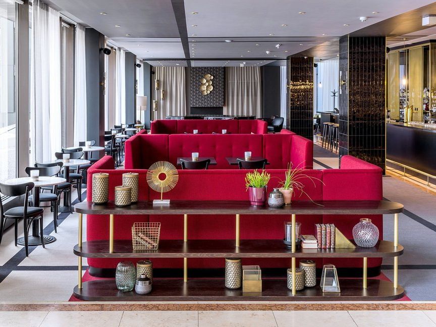 lobby bar