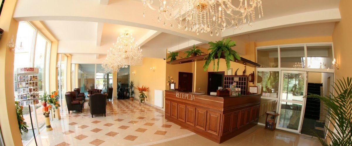 teren hotelu, recepcja / lobby