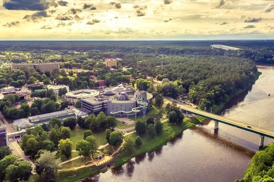obiekt, teren hotelu