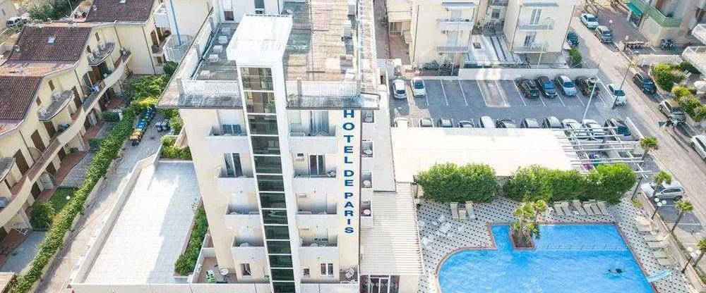 basen, budynek główny