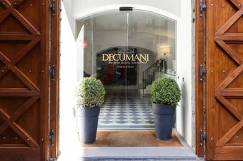 Decumani De Charme