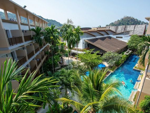 teren hotelu, basen