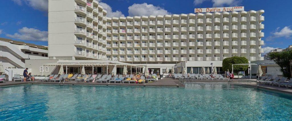 teren hotelu, obiekt, basen