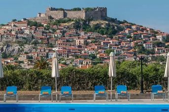Delfinia Beach and Bungalows (Molivos)
