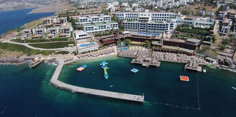 teren hotelu, basen, plaża