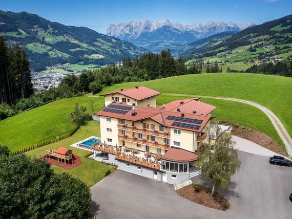 Der Alpenblick 3*