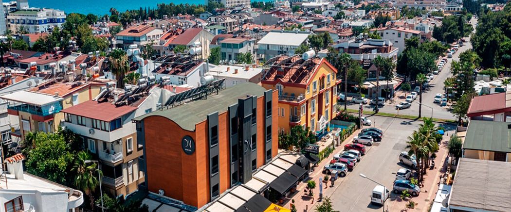 budynek główny, obiekt