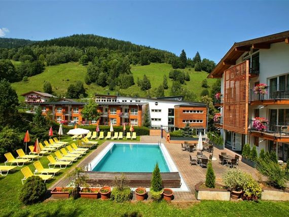 Der Waldhof (Zell am See) 4*