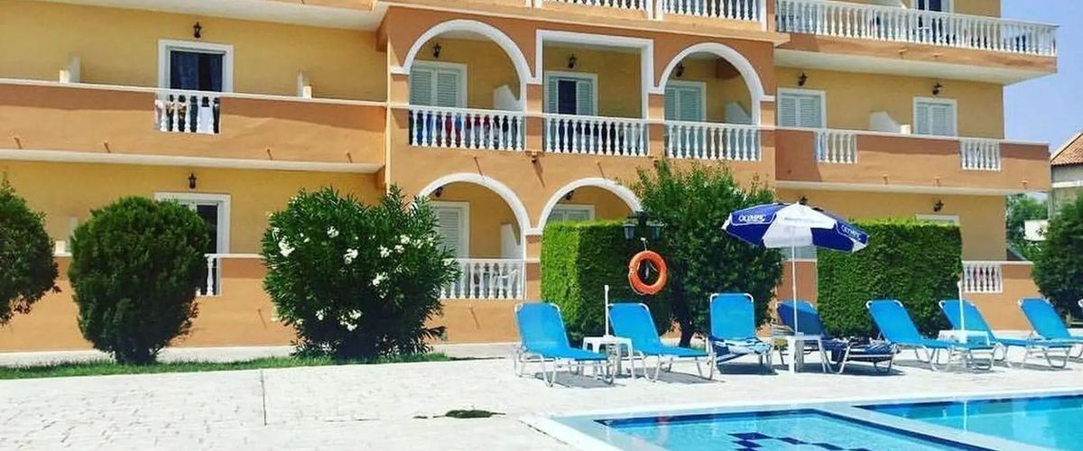 teren hotelu, basen, obiekt