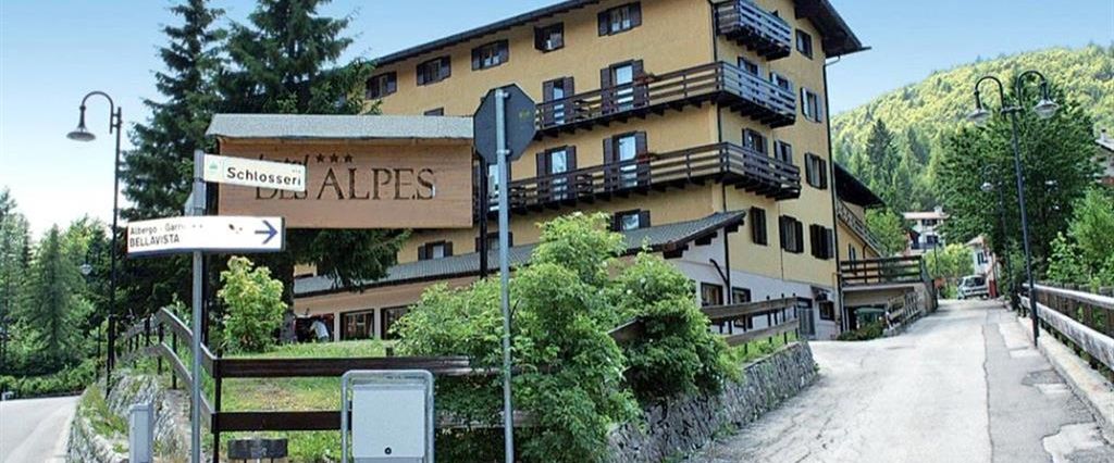 obiekt, teren hotelu