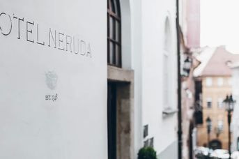Design Neruda