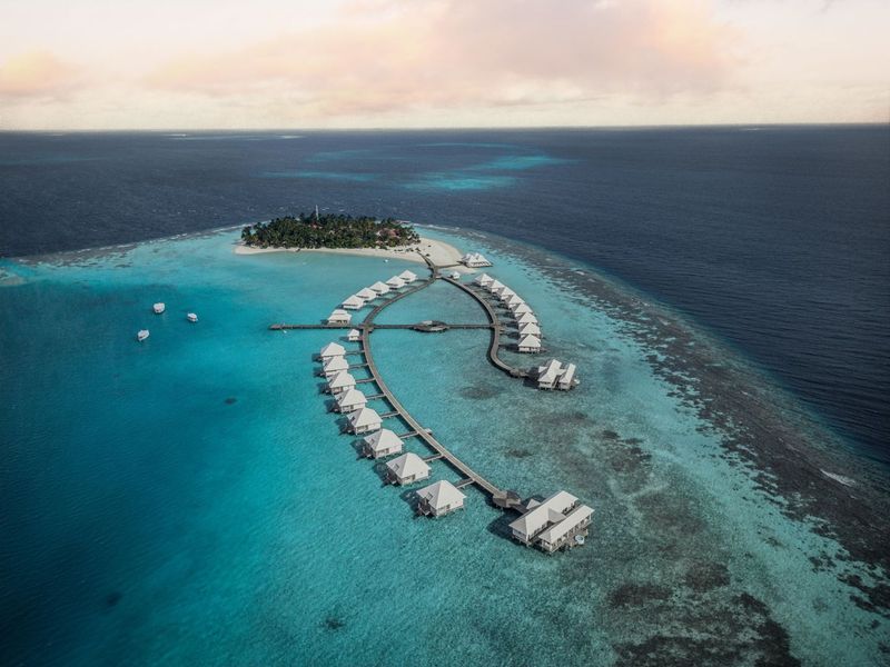 Diamonds Athuruga Beach & Water Villas