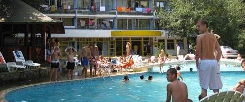 teren hotelu, basen, obiekt