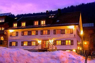 obiekt, budynek główny