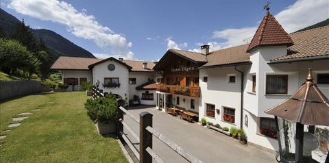 obiekt, budynek główny