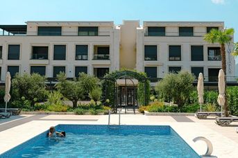 Dimitris Residence