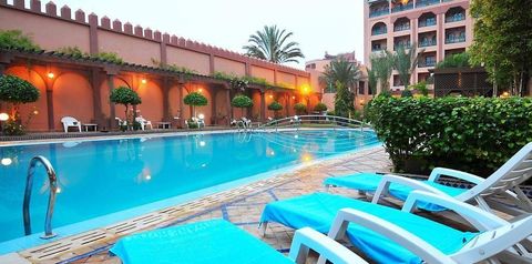 obiekt, teren hotelu, basen