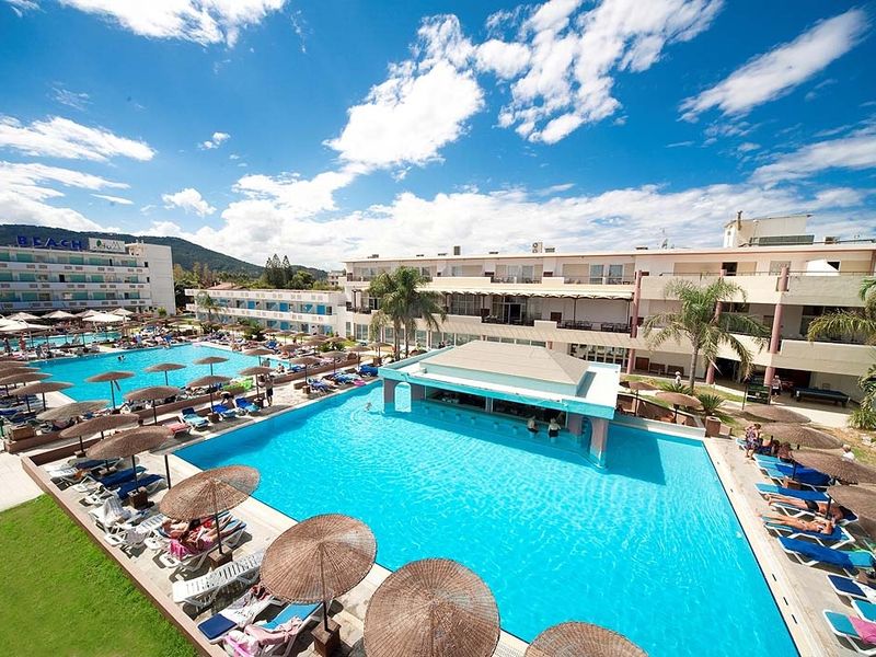 Dodeca Sea Resort