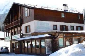 obiekt, teren hotelu
