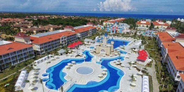 obiekt, teren hotelu, basen