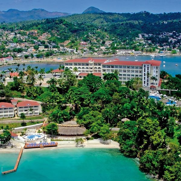 Bahia Principe Grand Cayacoa