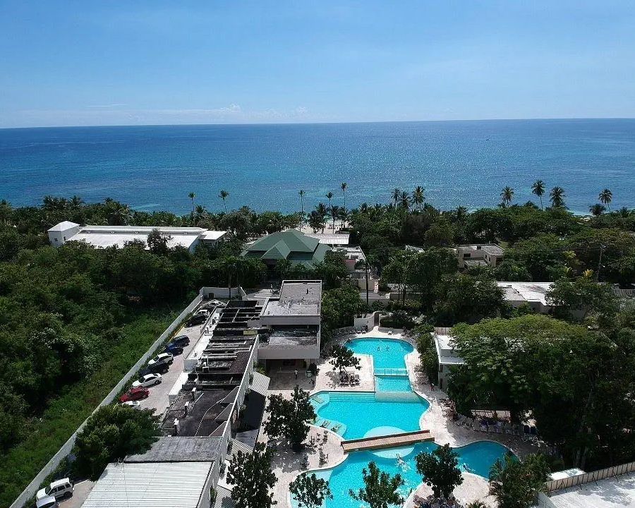 Emotions Beach Resort