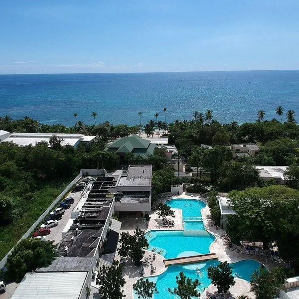 Emotions Beach Resort