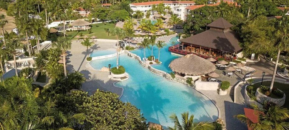 Lifestyle Tropical Beach Resort