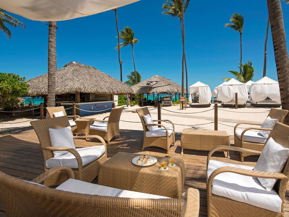 beach bar