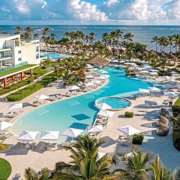 Hotel Serenade Beach & Spa Resort