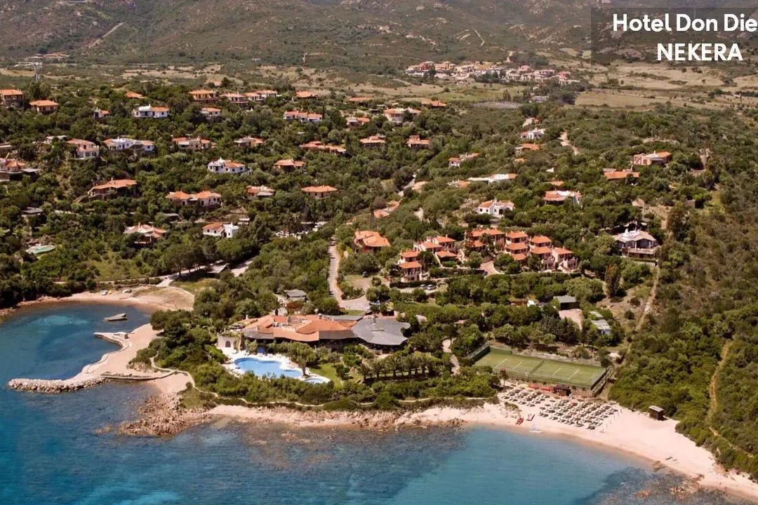 teren hotelu, basen, plaża