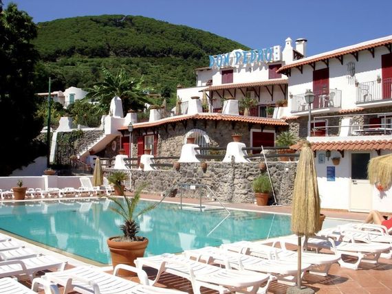 góry, teren hotelu, basen