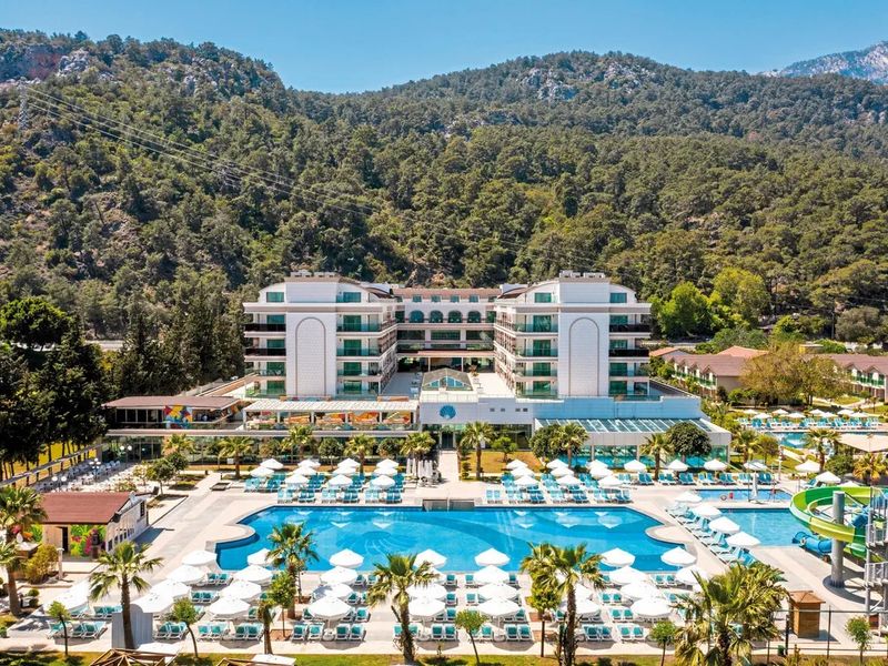 Dosinia Luxury Resort